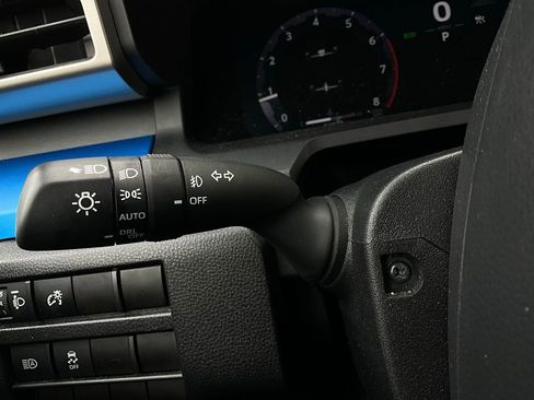 Used 2025 Toyota Tacoma TRD Off-Road image 35