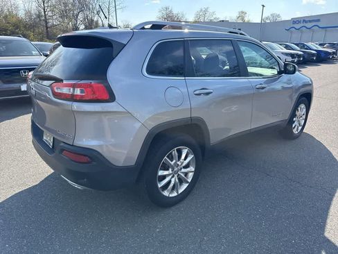 Used 2015 Jeep Cherokee Limited image 14
