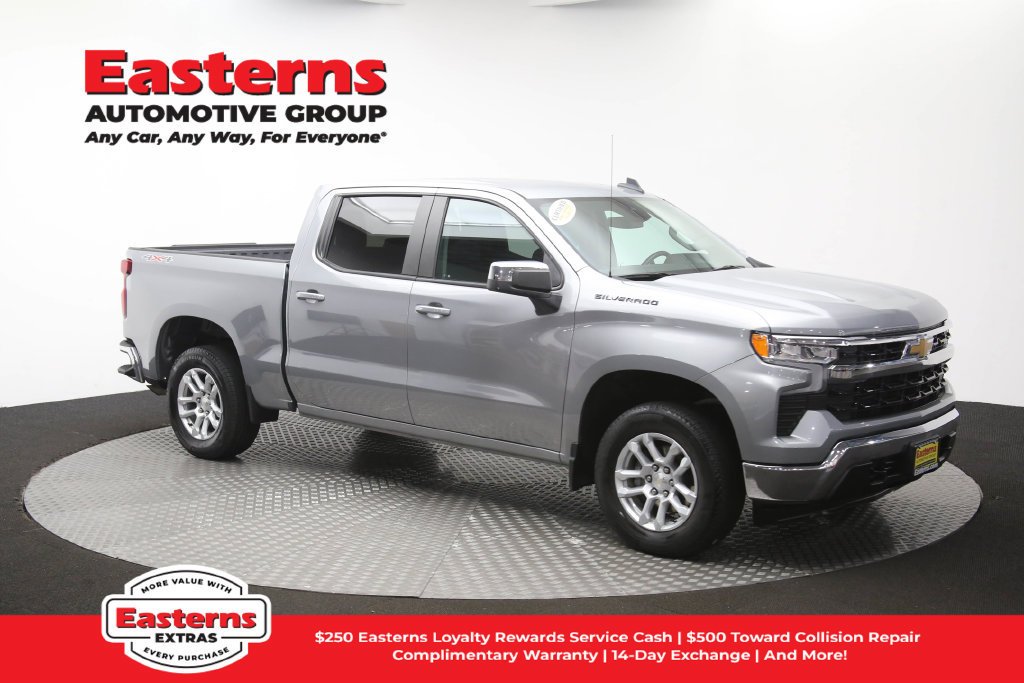 Used 2024 Chevrolet Silverado 1500 LT AWD/4WD image 52