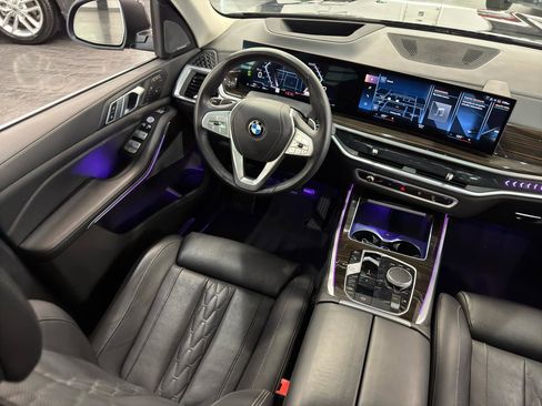 Used 2023 BMW X7 xDrive40i w/ Premium Package AWD/4WD image 35