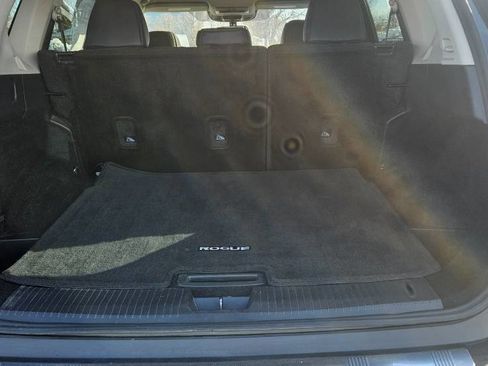 Used 2023 Nissan Rogue SV w/ SV Premium Package image 7