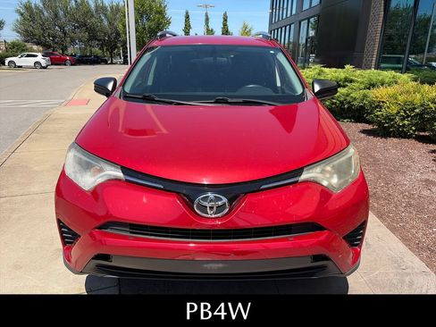Used 2016 Toyota RAV4 LE FWD image 12