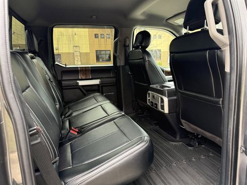 Used 2019 Ford F150 Lariat AWD/4WD image 12