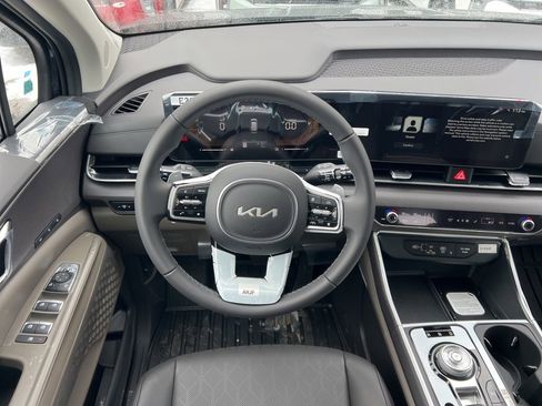 New 2026 Kia Carnival EX image 12