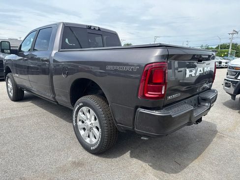 New 2026 RAM 2500 Laramie AWD/4WD image 3