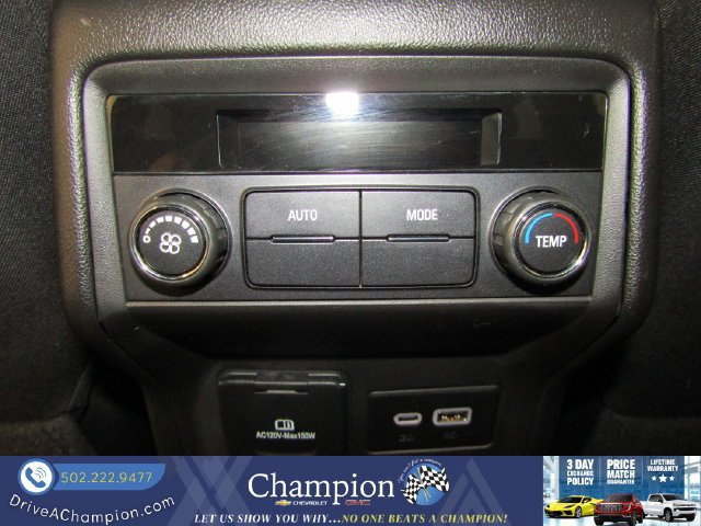 Certified 2023 GMC Acadia SLE w/ Driver Convenience Package FWD image 18