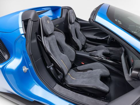 Used 2024 Ferrari 296 GTS RWD image 32