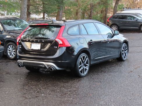 Used 2018 Volvo V60 T5 Dynamic image 22