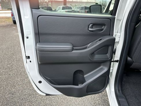 New 2026 Nissan Frontier SV w/ SV Convenience Package RWD image 21