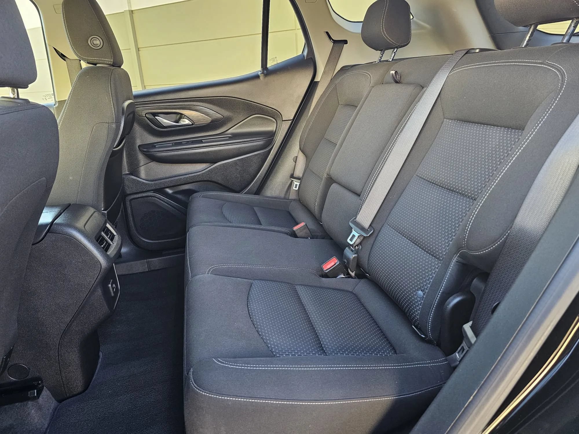 Used 2024 GMC Terrain SLE FWD image 14