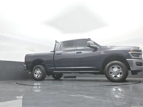 Used 2026 RAM 2500 Tradesman AWD/4WD image 34