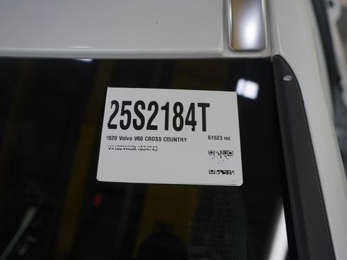 Used 2020 Volvo V60 T5 Cross Country AWD/4WD image 34