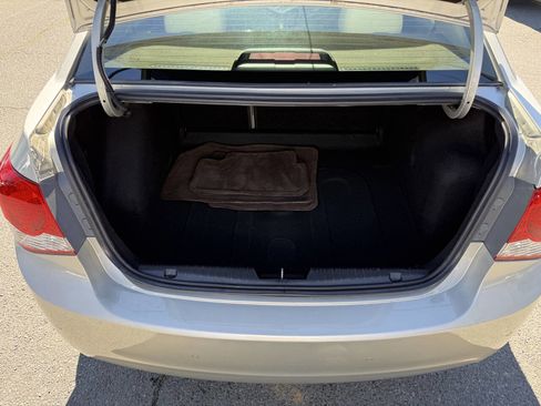 Used 2015 Chevrolet Cruze LTZ w/ Enhanced Safety Package image 12