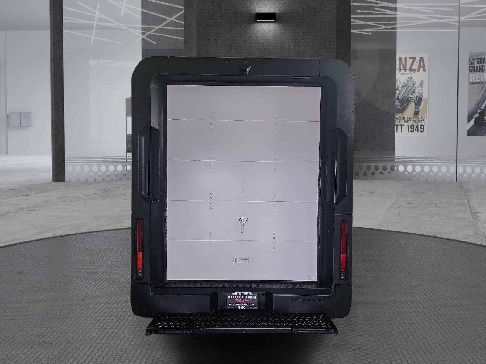 Used 2024 Chevrolet Brightdrop 600 w/ Commercial Equipment Package AWD/4WD image 6