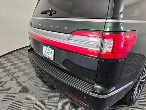 Used 2021 Lincoln Navigator Reserve w/ Luxury Package AWD/4WD image 15