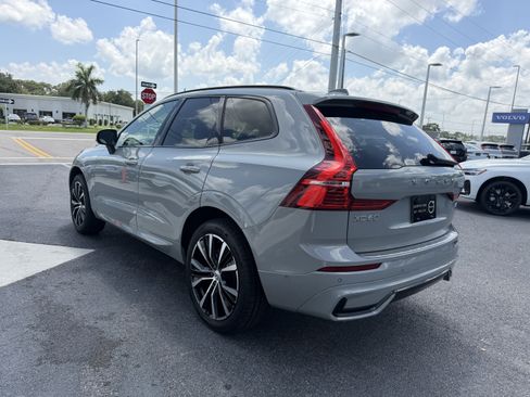 Certified 2024 Volvo XC60 B5 Plus w/ Protection Package Premier AWD/4WD image 5