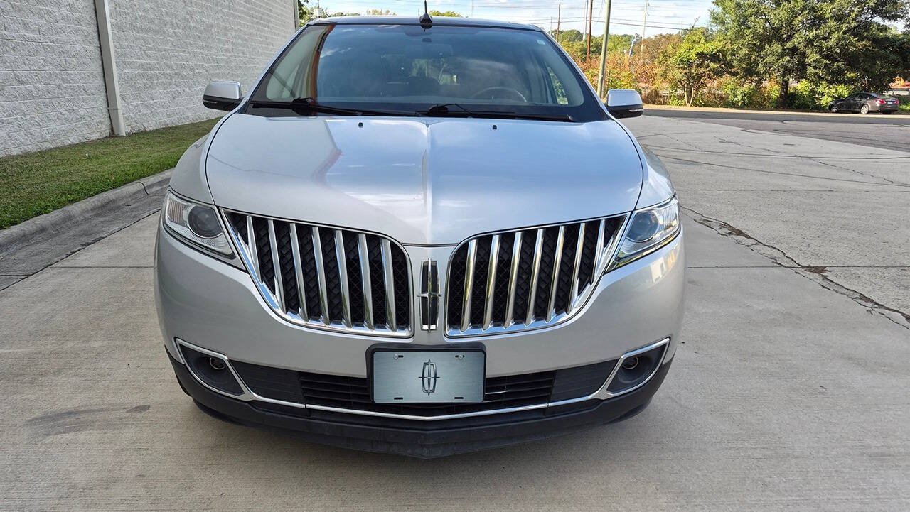 Used 2015 Lincoln MKX AWD w/ Equipment Group 102A image 8