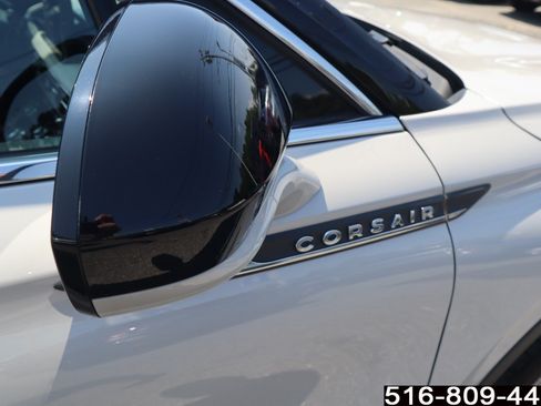 Used 2022 Lincoln Corsair AWD w/ Premium Package image 33