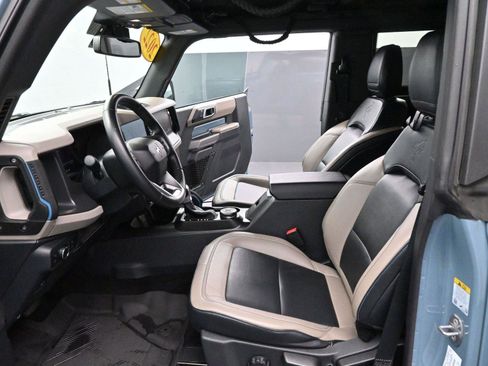 Used 2022 Ford Bronco Wildtrak image 11