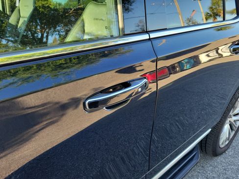 Used 2022 GMC Yukon Denali image 28