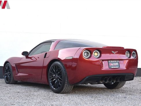 Used 2008 Chevrolet Corvette Coupe w/ Preferred Equipment Group image 2