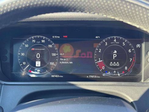 Used 2019 Land Rover Range Rover Velar R-Dynamic SE AWD/4WD image 28