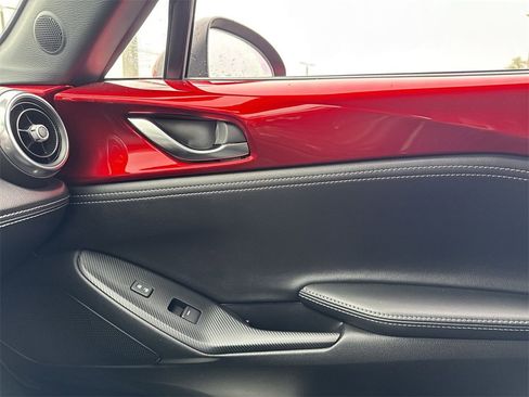 Used 2024 MAZDA MX-5 Miata Grand Touring image 23