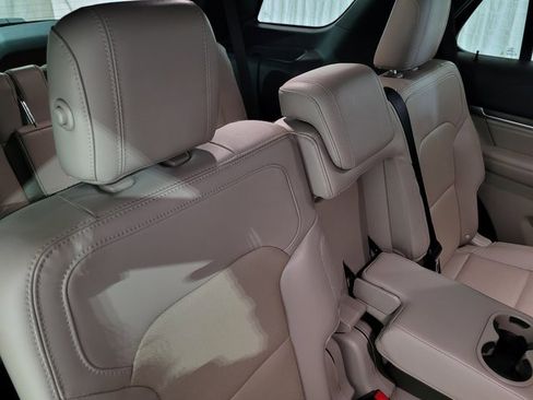 Used 2018 Ford Explorer Limited w/ Equipment Group 301A image 58