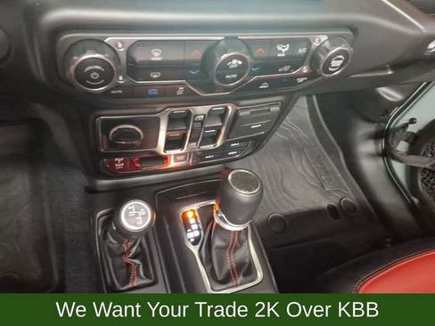 Used 2023 Jeep Wrangler Unlimited Rubicon 4xe image 28