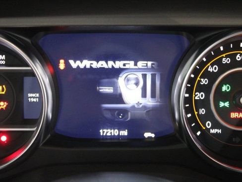Used 2022 Jeep Wrangler Unlimited Sport AWD/4WD image 21