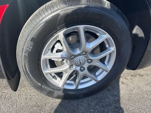 New 2026 Chrysler Pacifica Select FWD image 11