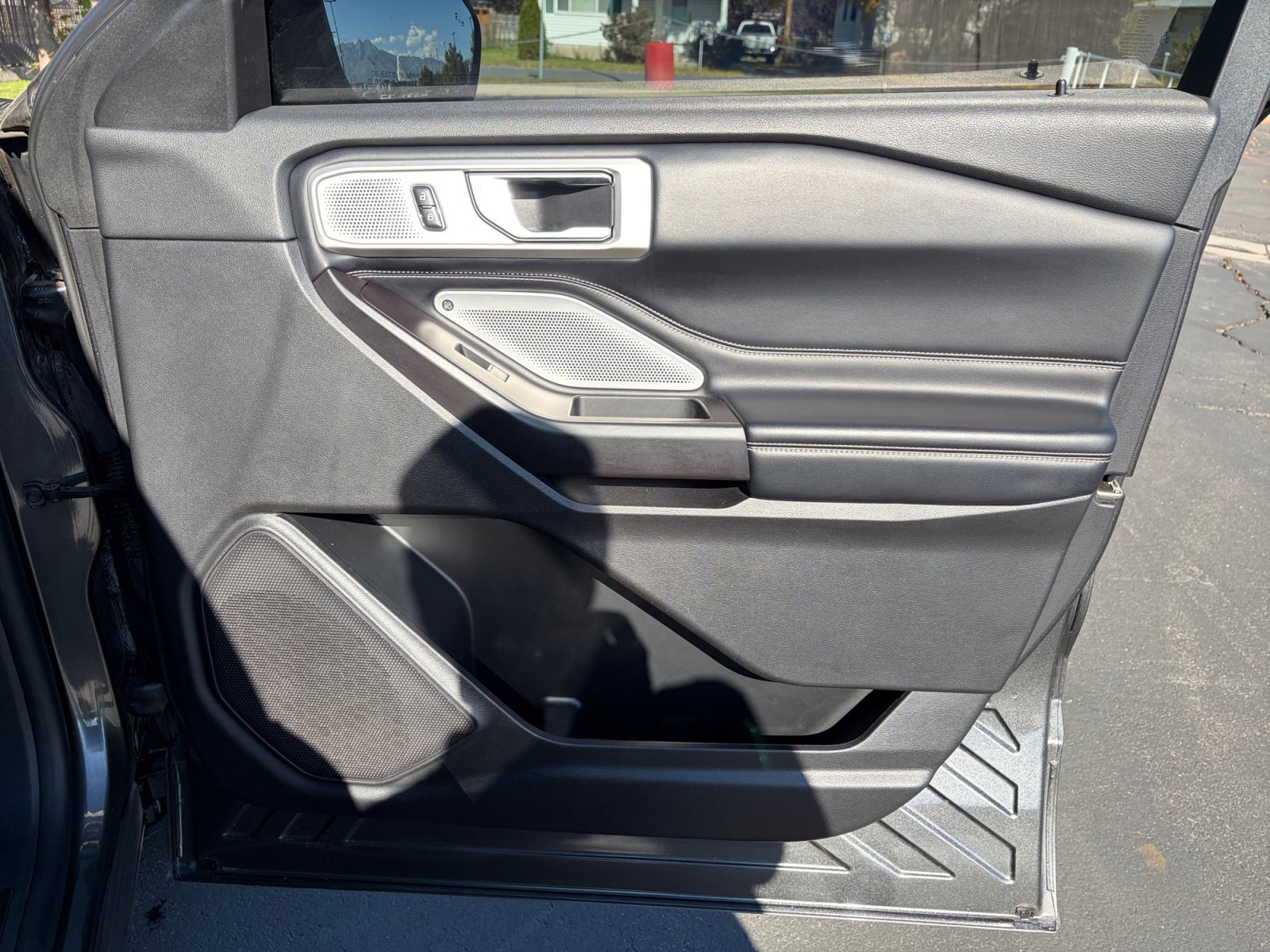 Used 2020 Ford Explorer ST w/ ST High-Performance Pack AWD/4WD image 27