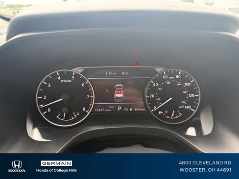 Used 2024 Nissan Rogue SV AWD/4WD image 16