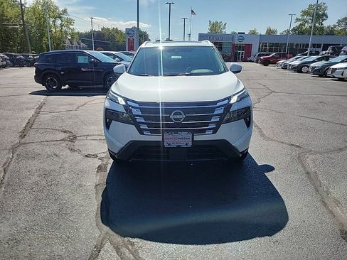 New 2026 Nissan Rogue SV w/ SV Premium Package image 9