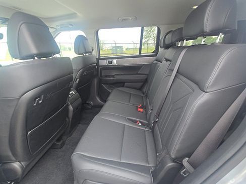 Used 2025 Hyundai Santa Fe XRT AWD/4WD image 10