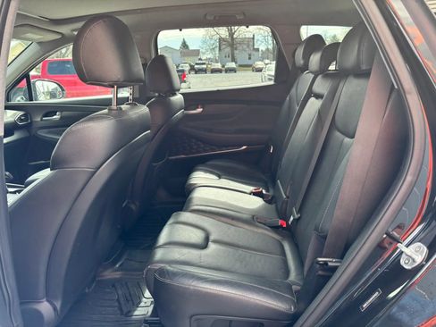 Used 2019 Hyundai Santa Fe AWD w/ Cargo Package image 16