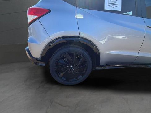 Used 2021 Honda HR-V Sport image 15