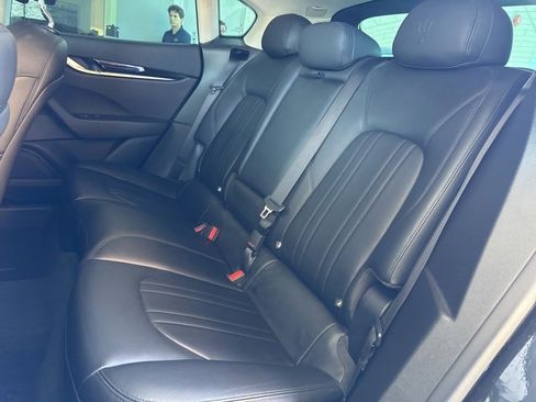 Certified 2022 Maserati Levante GT image 16