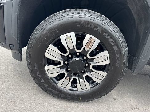 New 2026 GMC Sierra 2500 Denali w/ Denali Reserve Package AWD/4WD image 30