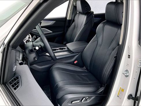 Certified 2026 Acura MDX FWD w/ Technology Package image 31