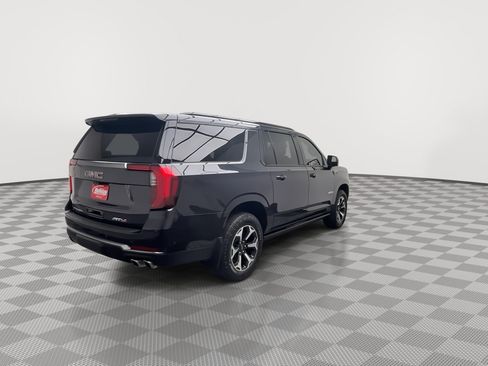 Certified 2025 GMC Yukon XL AT4 w/ AT4 Premium Package AWD/4WD image 44