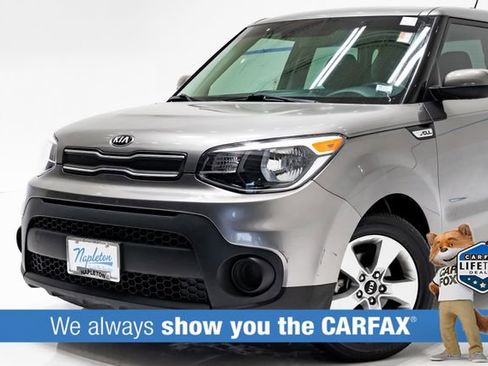 Used 2017 Kia Soul FWD image 2