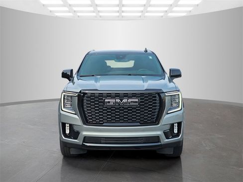Used 2024 GMC Yukon Denali image 2