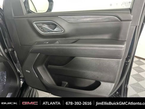 Used 2023 GMC Yukon SLT image 12