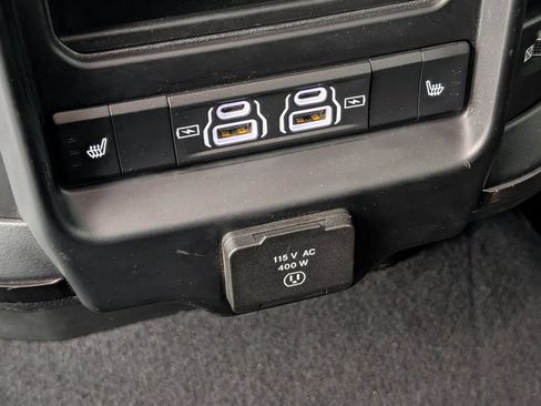 Used 2022 RAM 2500 Limited AWD/4WD image 25