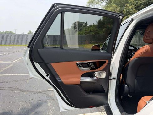 Certified 2026 Mercedes-Benz GLC 300 4MATIC image 21
