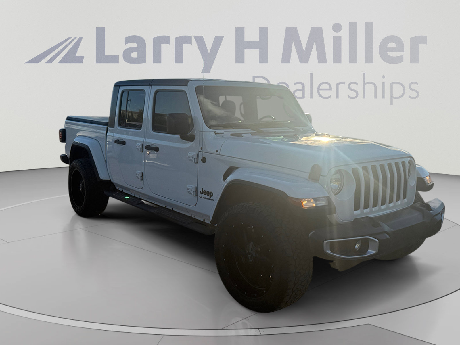 Used 2021 Jeep Gladiator Sport AWD/4WD image 7