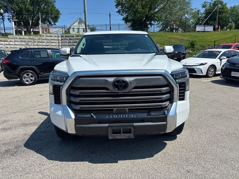 Used 2024 Toyota Tundra Limited AWD/4WD image 2