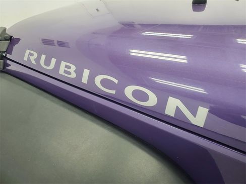 Used 2018 Jeep Wrangler Unlimited Rubicon w/ Cold Weather Group image 22