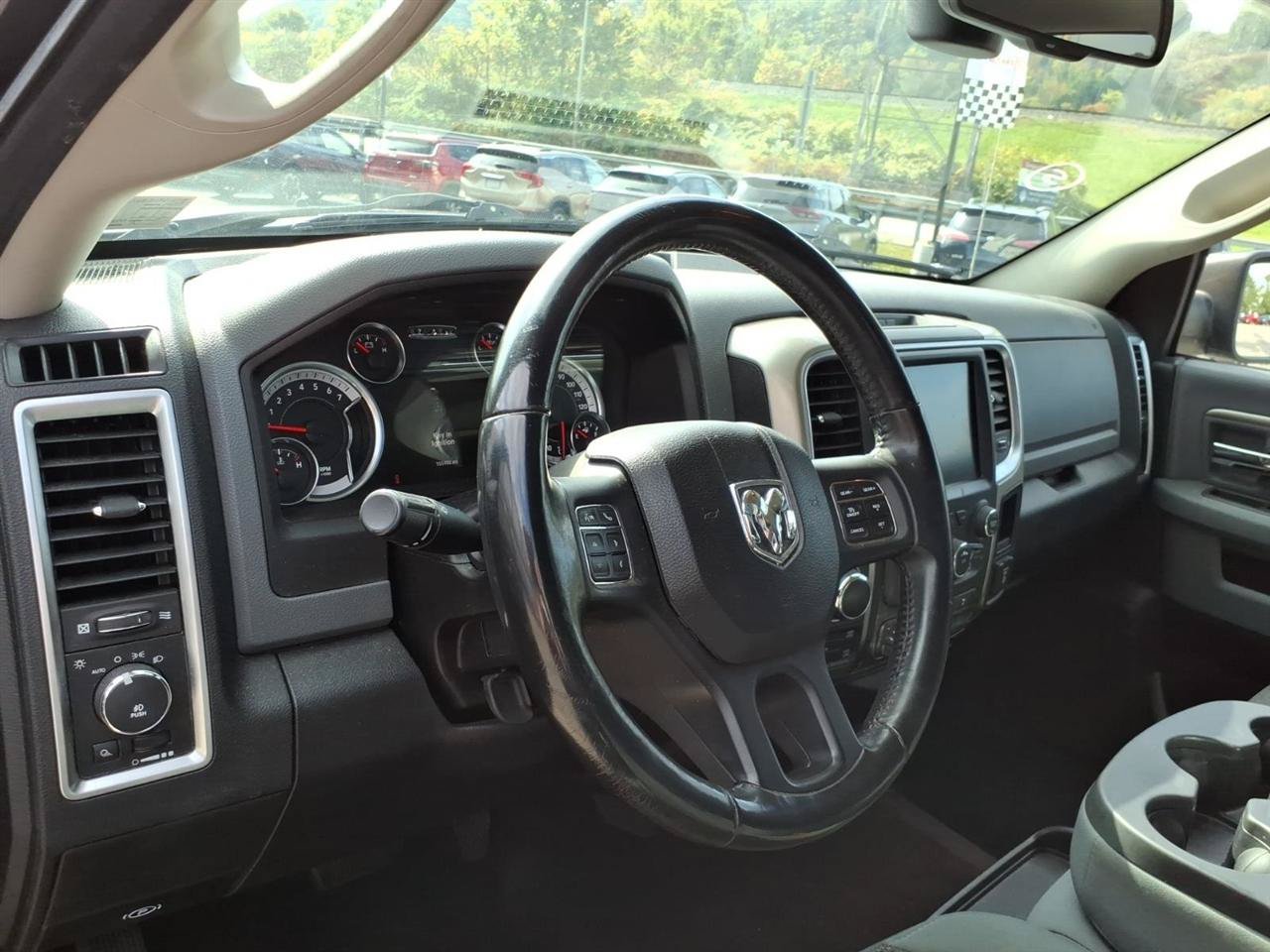 Used 2013 RAM 1500 Classic SLT w/ Big Horn Equipment Group AWD/4WD image 6
